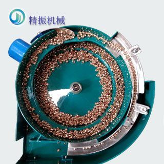 皮革四爪釘振動(dòng)盤