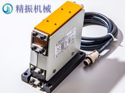 振動(dòng)盤(pán)直線振動(dòng)器